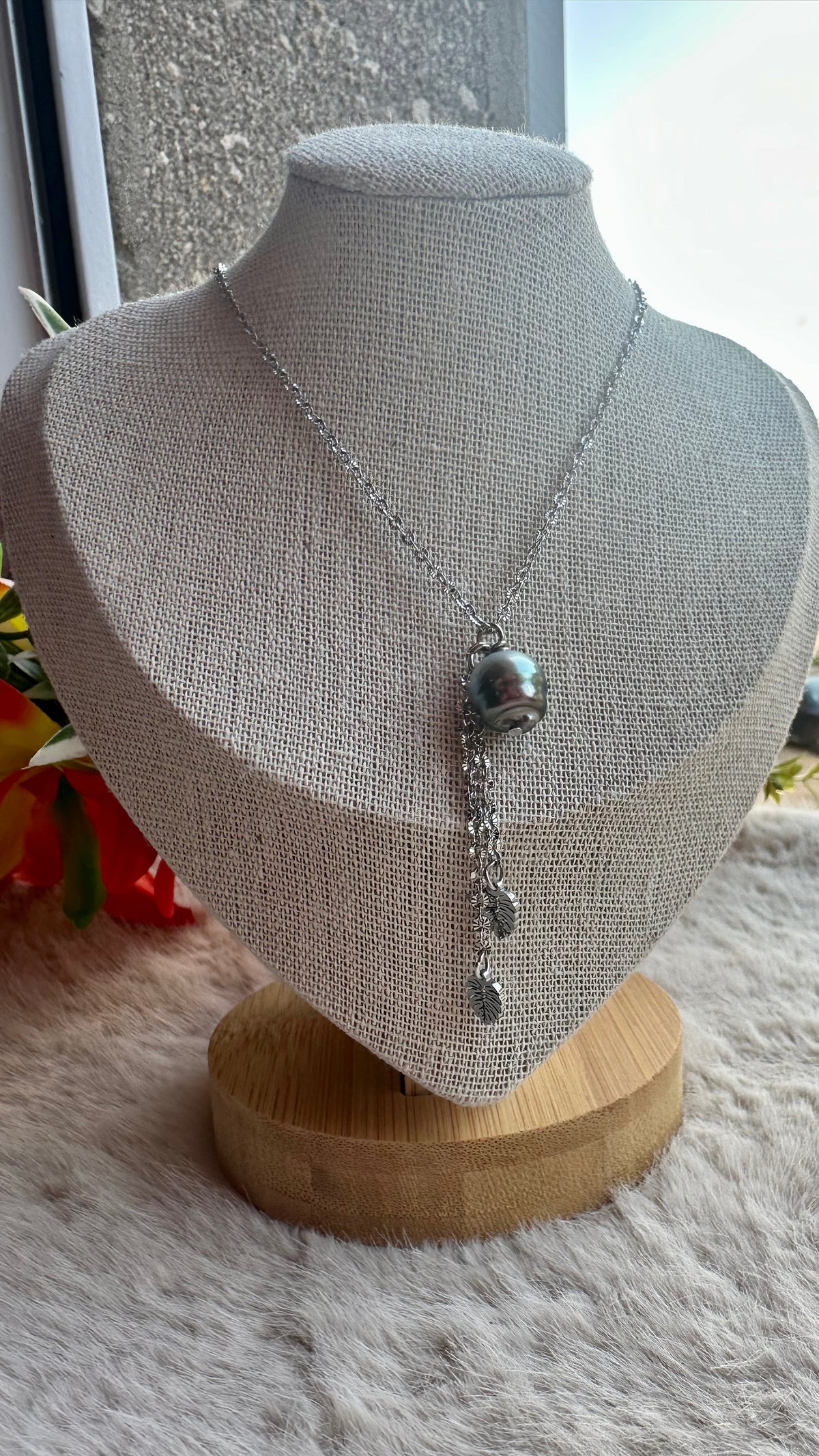 Collier Hina